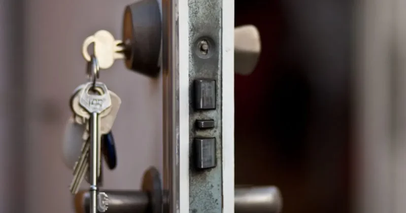 Gece yatarken anahtarı kapının üzerinde bırakmayın: Büyük hata Sözcü Gazetesi