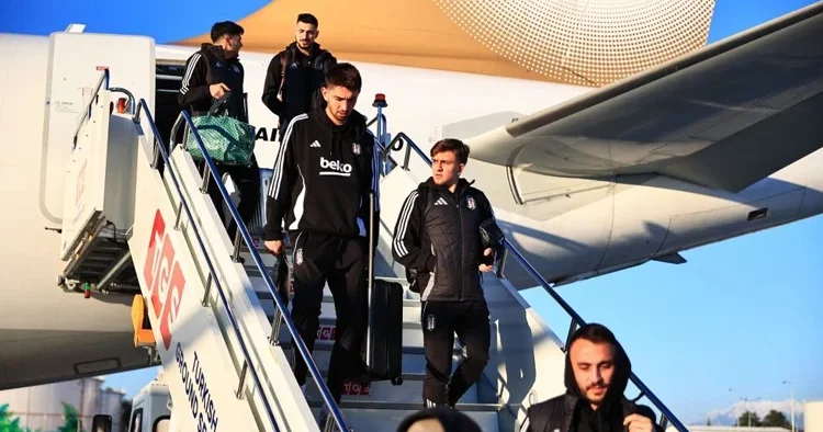 Beşiktaş ta Antalya kampı başladı!