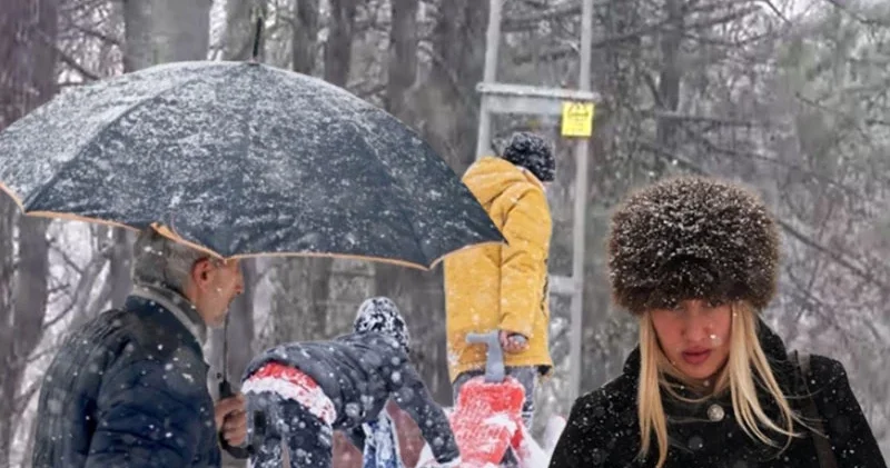 SON DAKİKA FIRTINA VE YAĞIŞ UYARISI Yarın (3 Ocak) hava nasıl olacak? Hafta sonu kar yağacak mı? Meteoroloji hava durumu tahminleri il il yayınlandı!