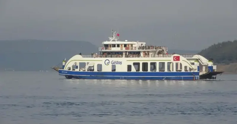 Deniz ulaşımına fırtına engeli: Çanakkale ve Marmara da bazı feribot seferleri iptal!