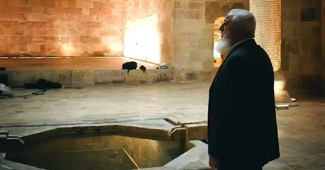 Sivaslı Fehmi Amca nın Divriği Camii nde okuduğu naat mest etti VİDEO İZLE