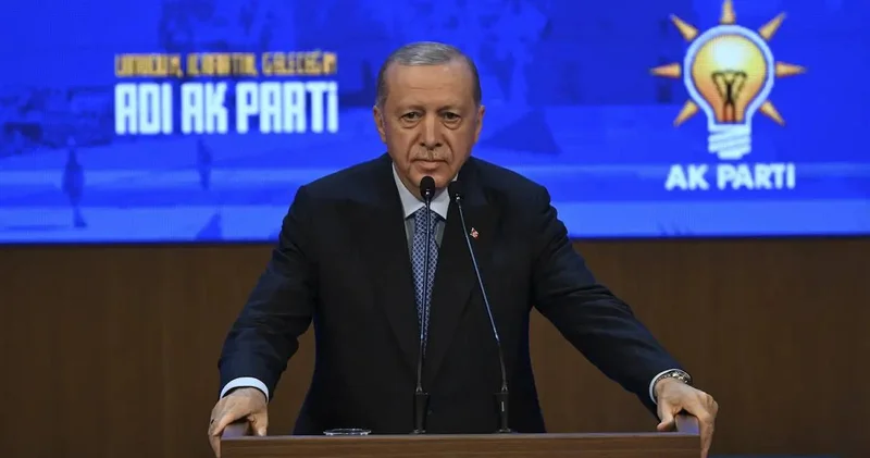 İktidarda kemik erimesi!