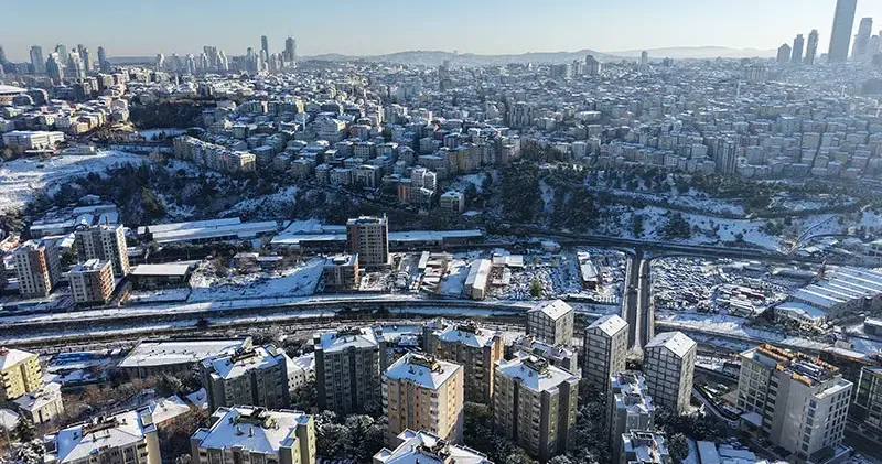 Kar yağışının ardından Kağıthane havadan görüntülendi