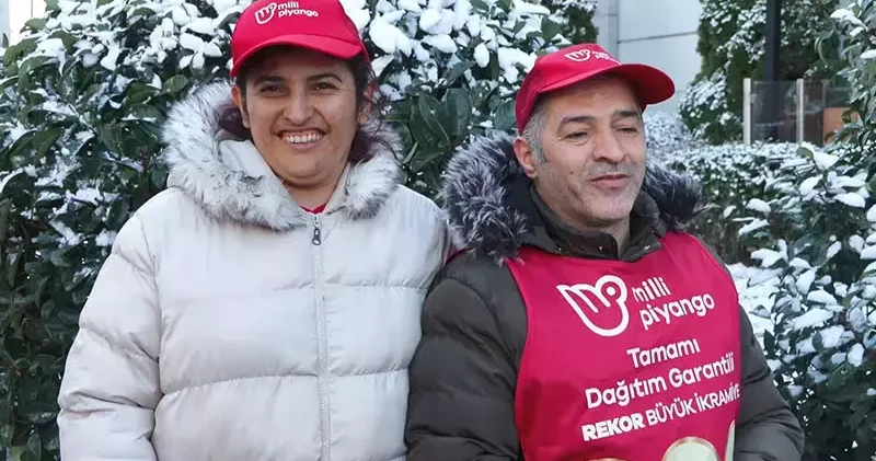 Milli Piyango yılbaşı çekilişinde 266 milyon liranın isabet ettiği bileti satan gezici bayi: Güzel yerlerde harcamasını temenni ederim