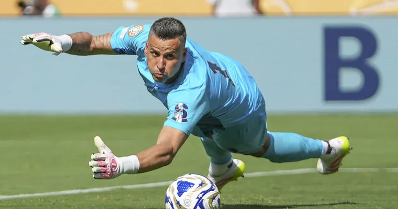 45 yaşındaki kaleciye yeni sözleşme! Futbol Haberleri