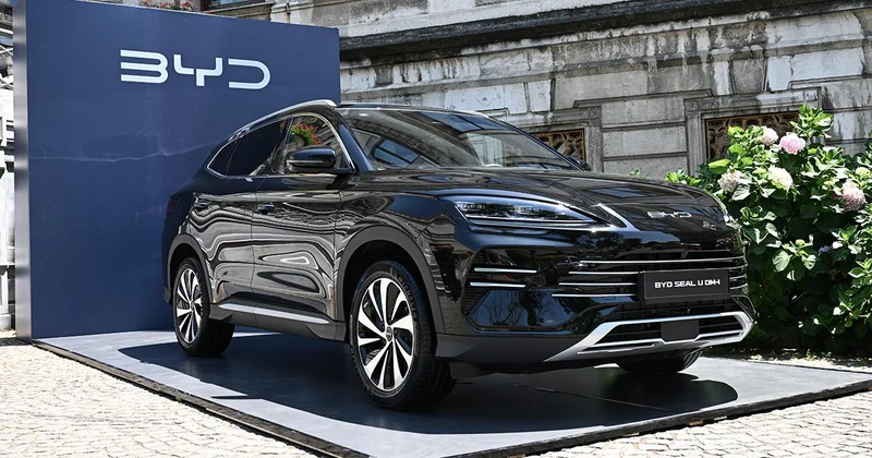 BYD elektrikli araç satışında Tesla yı geride bırakmaya hazırlanıyor