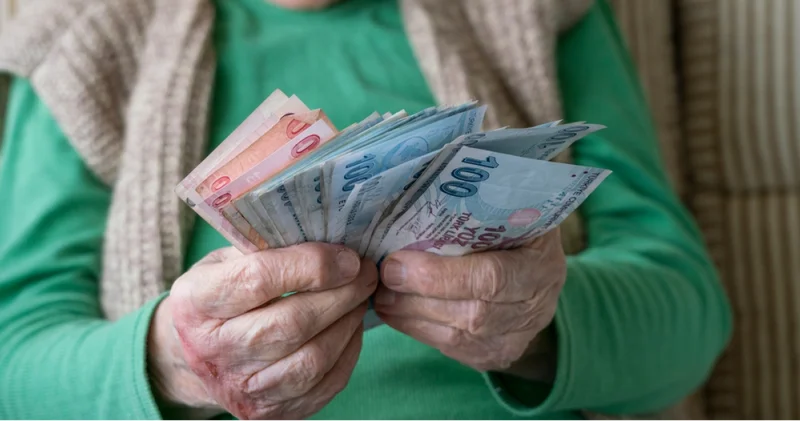 Emekli ve memur maaşına seyyanen zam var mı? Emekli ve memur emeklisine ek zam olarak seyyanen zam uygulanacak mı?