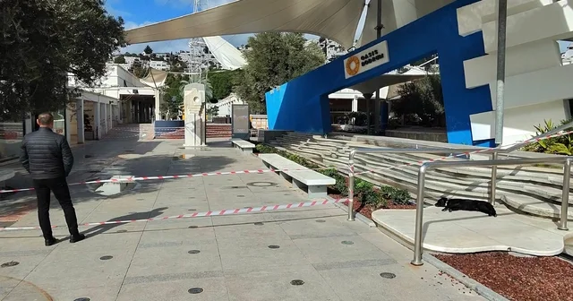 Fırtına, Bodrum da alış veriş merkezini de vurdu Muğla Haberleri