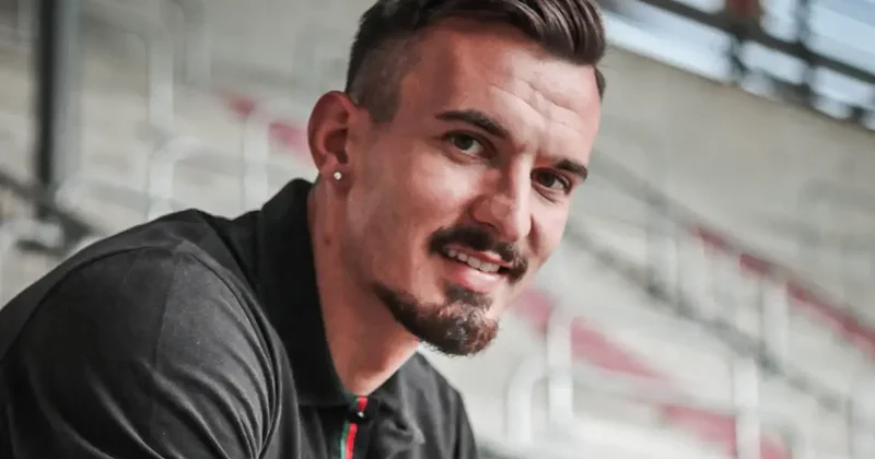 Eski Fenerbahçeli Mergim Berisha nın yeni takımı şaşırttı