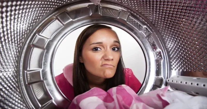 Yıkama değil yıkım! Bu eşyaları çamaşır makinesine asla atmayın