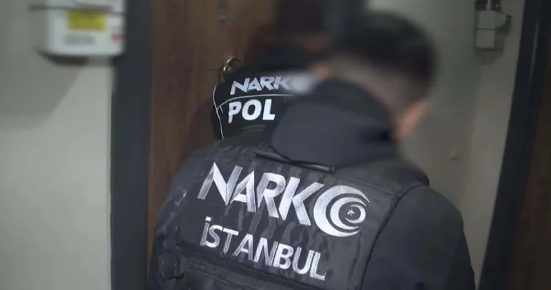 Polisten kaçarken önce kamyona sonra yayaya çarptı