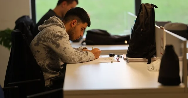 Kartepe Kent Kütüphanesi yarıyıl tatilinde öğrencilerin uğrak noktası oldu Kocaeli Haberleri