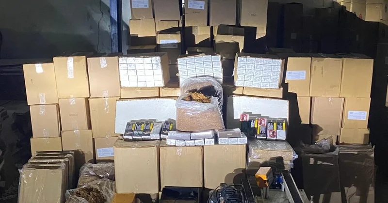 Mersin de kaçakçılık operasyonu: Milyonlarca makaron ve tütün ele geçirildi Sözcü Gazetesi