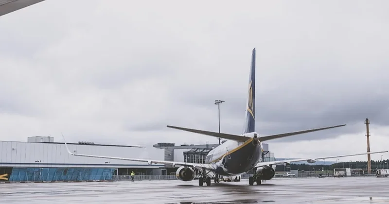 İstanbul dan kalkan uçak iniş yapamadı, havada bekletildi Sözcü Gazetesi