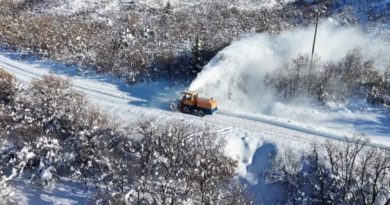 Tunceli’de 85 köy yolu ulaşıma açıldı, 28 köy yolunda çalışmalar sürüyor