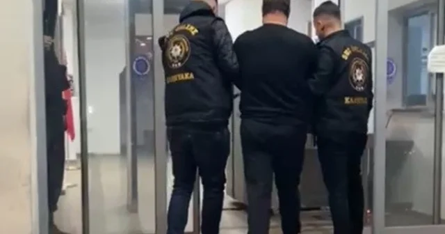 İzmir de cinayet firarisine operasyon: 28 yılla aranıyordu İzmir Haberleri