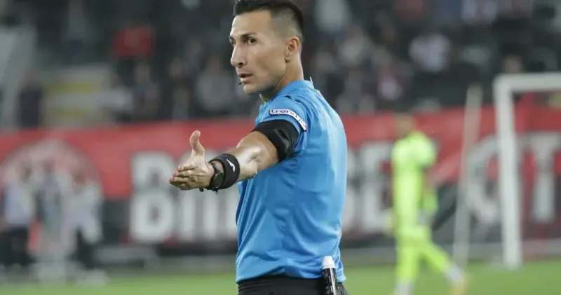 Kupada 4 maçın hakemi açıklandı Futbol Haberleri