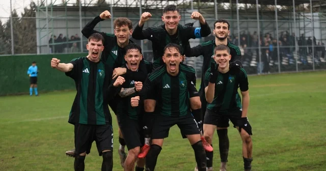 Kocaelispor un gençleri Fenerbahçe yi mağlup etti U19 PAF Ligi: Kocaelispor: 3 Fenerbahçe: 2 Kocaeli Haberleri