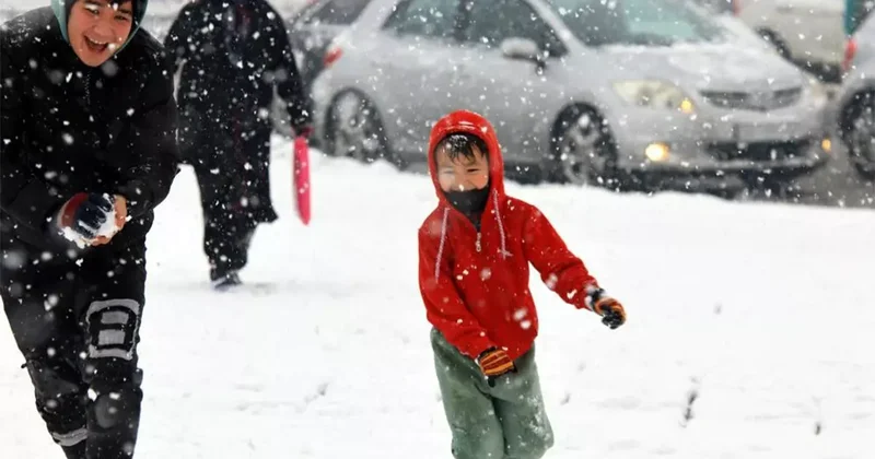 Meteoroloji uzmanı uyardı: 20 santimetreyi aşabilecek kar yağışı! İşte 2 Şubat hava durumu