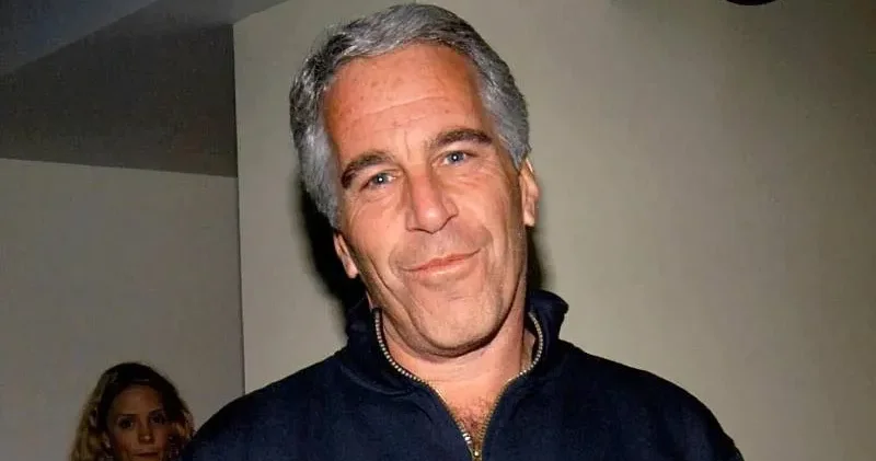 Sabah yazarı Babaoğlu ndan Epstein yazısı: Kapitalist sosyal düzenin zirvesinin belli bir elit soy un egemenliğinde olduğu açık