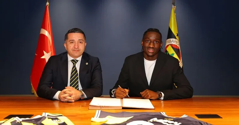 Fenerbahçe ye imzayı gece yarısı attı: Detayları belli oldu