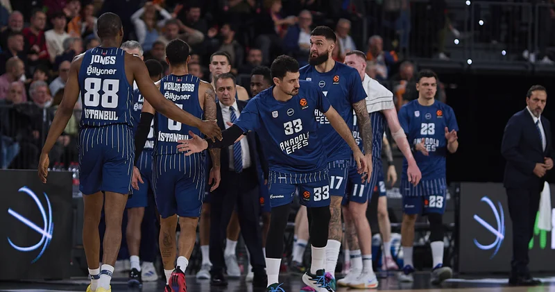 Anadolu Efes, EuroLeague de Valencia yı konuk edecek Basketbol Haberleri