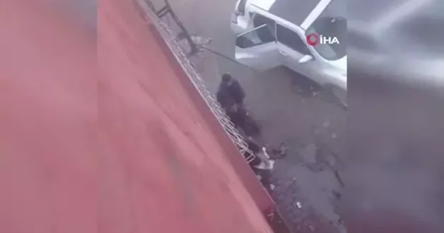 Eski eşini sokak ortasında darp etti: O anlar kamerada