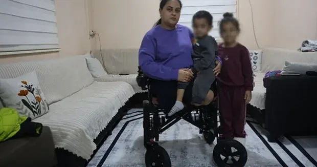 Hatay haberleri Depremde eşini, 2 çocuğunu ve bacaklarını kaybeden kadın mahkemelik oldu 02 Şubat 2026