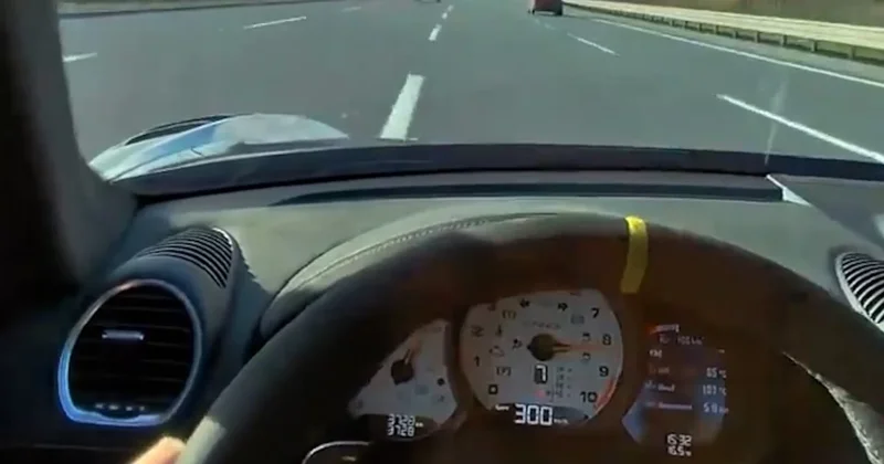 300 km hız yapıp sosyal medyada hava atınca yandı Sözcü Gazetesi