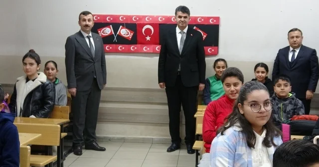 Kilis te 2. dönemin ilk dersinin konusu Bayrak oldu Kilis Haberleri