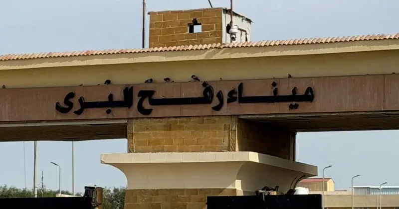 Refah açıldı ama yardıma geçit yok: 22 bin hasta beklerken tırlar yasaklandı