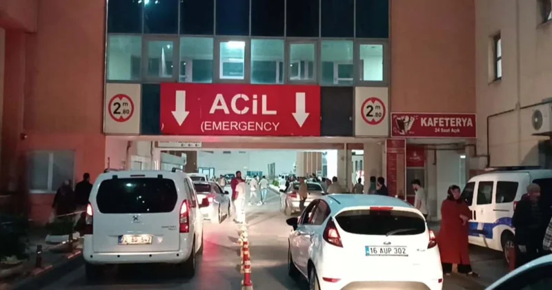 İhanet iddiası facia getirdi! 18 yaşındaki genç kadın Annemi aldattın diyerek babasını öldürdü