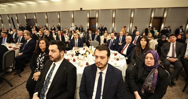 Cumhurbaşkanlığı iftarında Çerçioğlu ndan hizmet mesajı Başkan Çerçioğlu: Cumhurbaşkanımızın liderliğinde ülkemize hizmet etmeye devam edeceğiz Aydın Haberleri