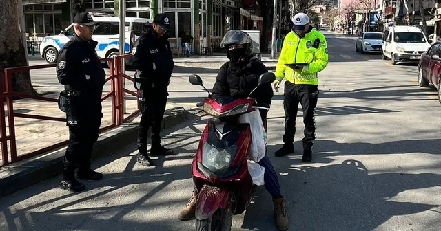 Manisa da kasksız sürücülere geçit yok Manisa Haberleri