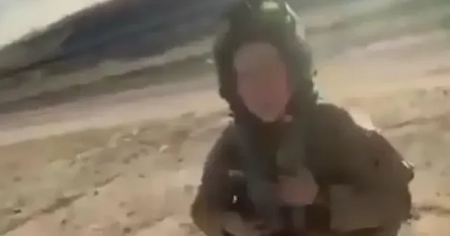 Kuveytliler düşen ABD li F 15 pilotunu Güvendesin diyerek karşıladı VİDEO İZLE