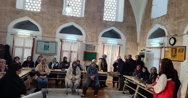 Sokollu Camii Kur an Kursu kursiyerlerine AEP eğitimi Kırklareli Haberleri