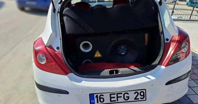 Bursa da araçta ses sistemi bulunan sürücüye ceza yağdı Bursa Haberleri