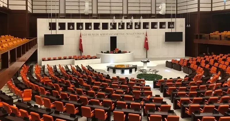 AK Parti’den TBMM’ye yeni kanun teklifi: Mali düzenlemeler gündemde Gündem Haberleri