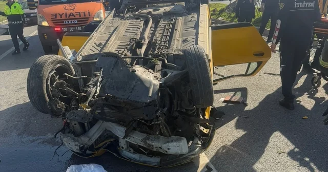 Taksi bariyerlere çarpıp takla attı: 2 yaralı Aydın Haberleri