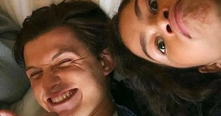 Ünlü çift gizlice evlenmiş: Düğünü kaçırdınız!