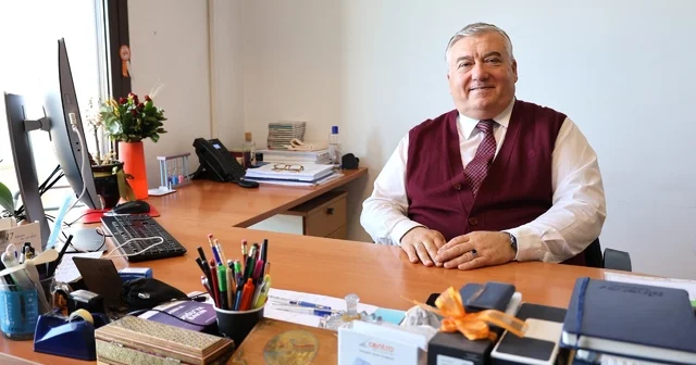 İEÜ lü akademisyene Avrupa dan üstün hizmet ödülü İzmir Haberleri