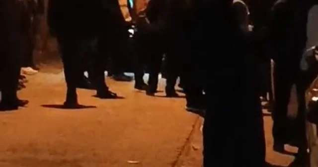 Annesini aldattığını iddia ettiği babasını öldürdü Batman Haberleri