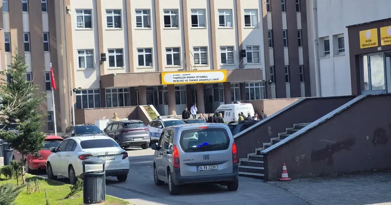 SON DAKİKA: Çekmeköy de okulda vahşet! 17 yaşındaki öğrenci dehşet saçtı: 2 öğretmen ve 1 öğrenci kanlar içinde kaldı