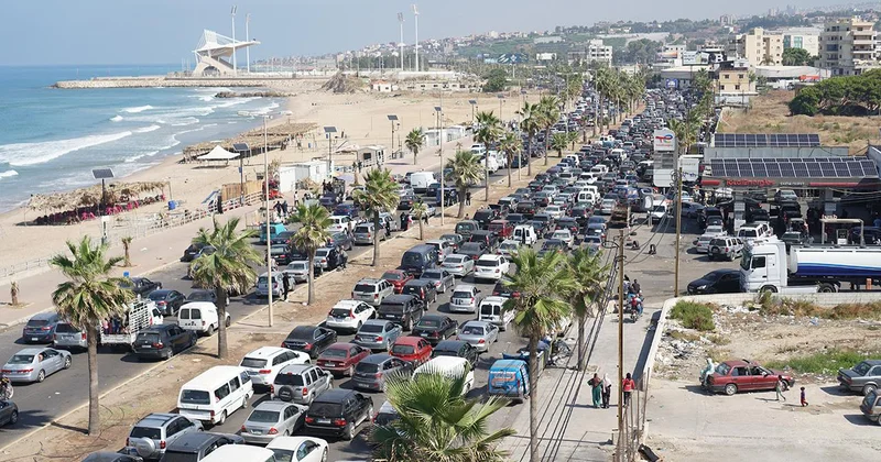 İsrail’den Lübnan’da tahliye çağrısı: Binlerce kişi göç yolunda