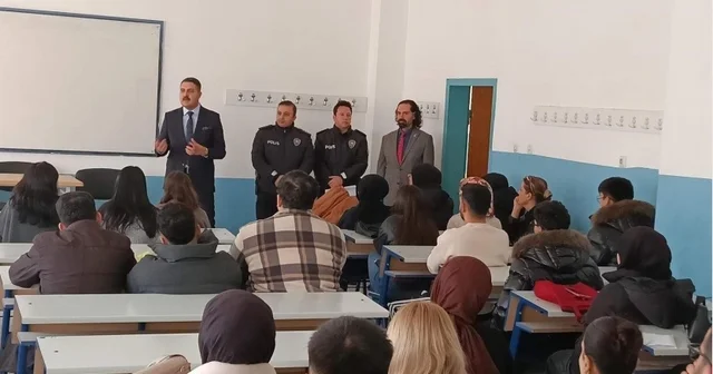 Niğde de öğrencilere IBAN kiralama dolandırıcılığı anlatıldı Niğde Haberleri