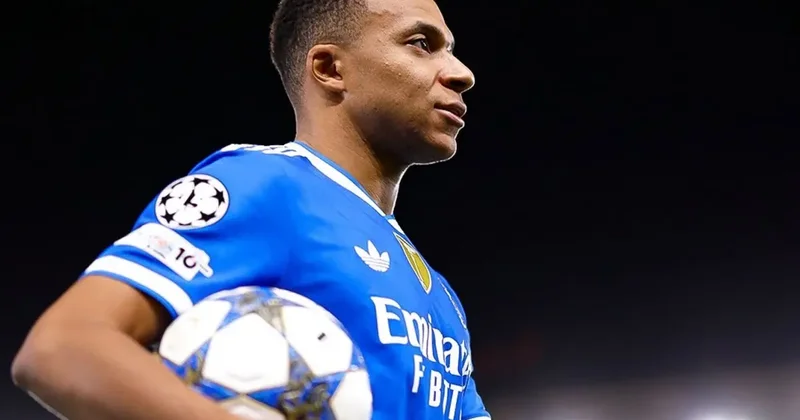 Mbappe, sakatlığı sonrası kulüp içerisinde ortalığı karıştırdı