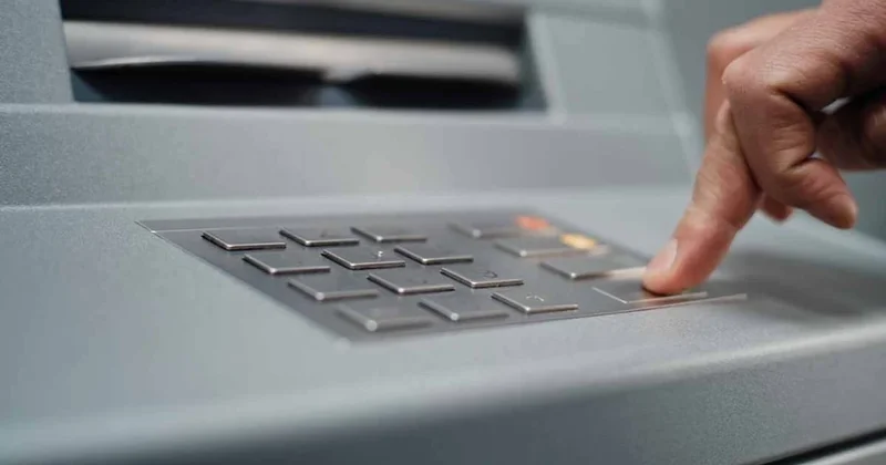 Sadece 3 adımla 700 ATM den 20 milyon dolar çalındı Sözcü Gazetesi