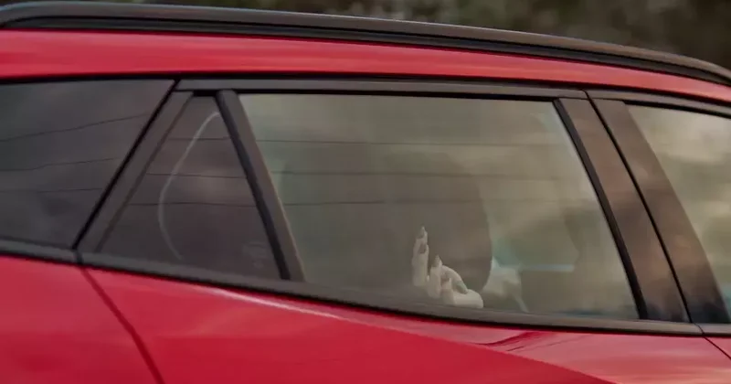 Güller ve Günahlar’da sessiz bir çığlık