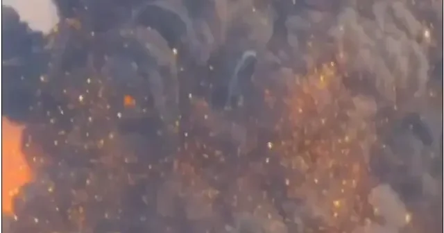 İsfahan’da kritik hedef vuruldu: Mühimmat deposu alevlere teslim VİDEO İZLE