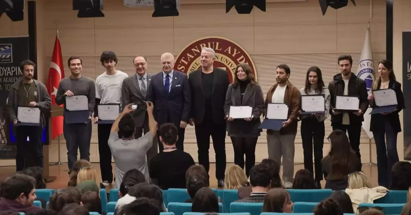 İAÜ Medyapım Sinema ve Film Akademisi 5 inci dönem mezunlarını verdi